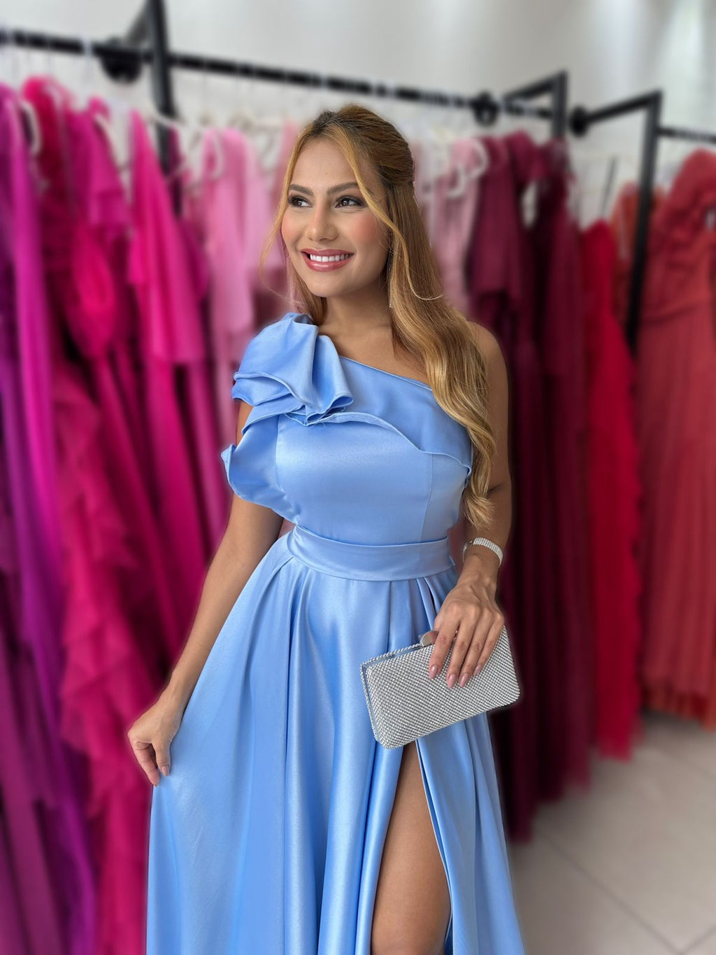VESTIDO CAPRICHO