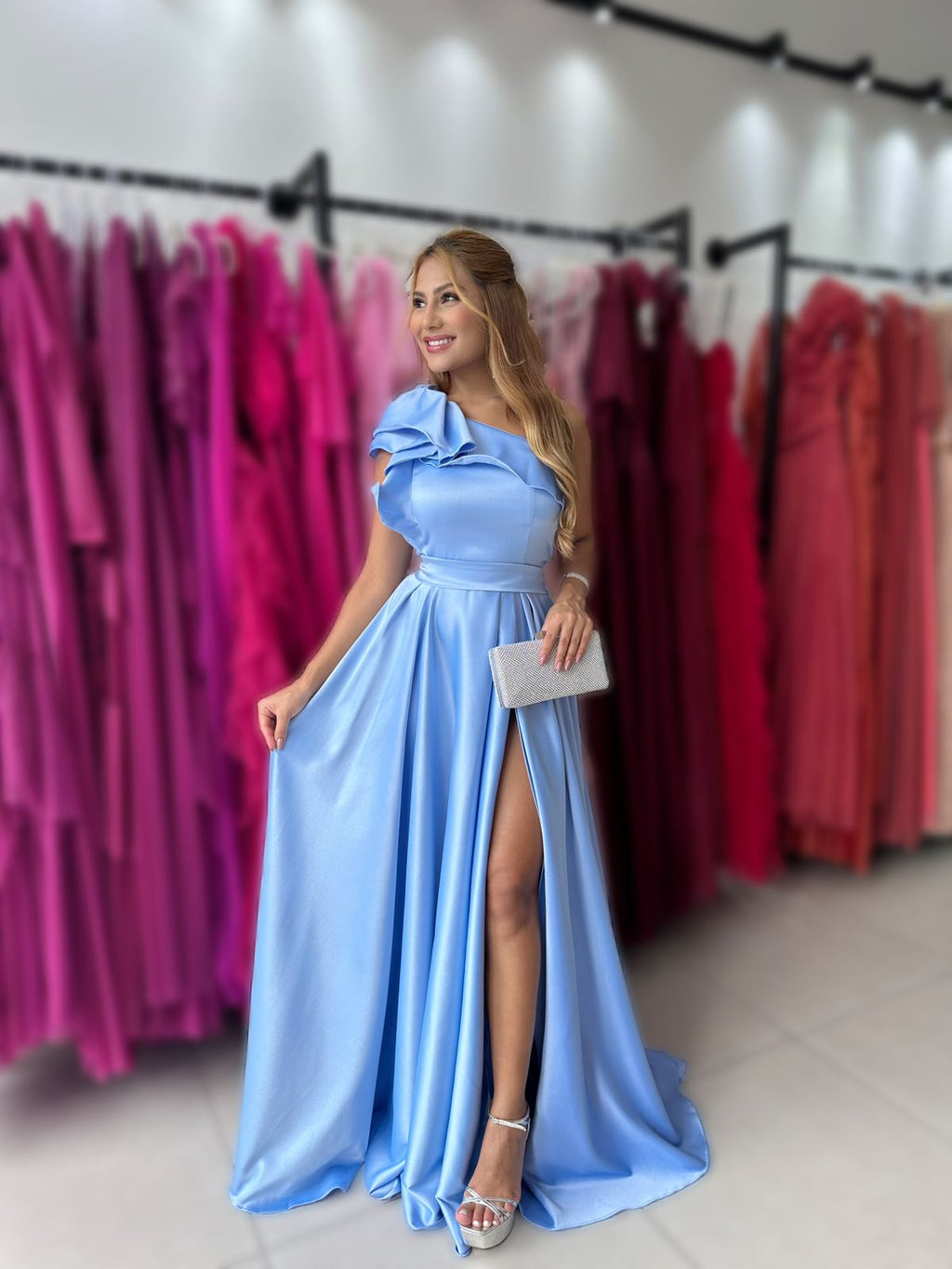 VESTIDO CAPRICHO