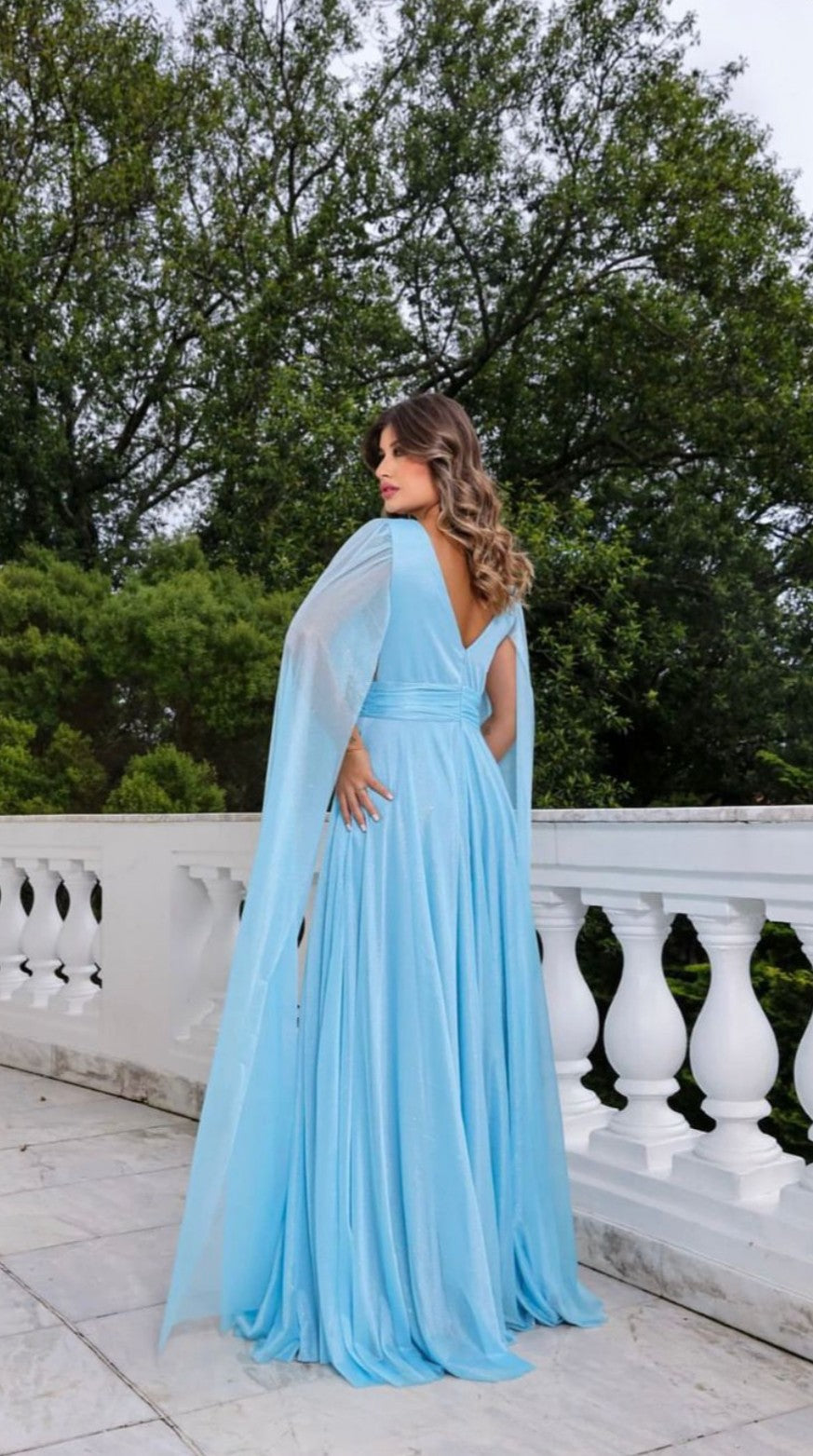 VESTIDO SAFIRA CAPA